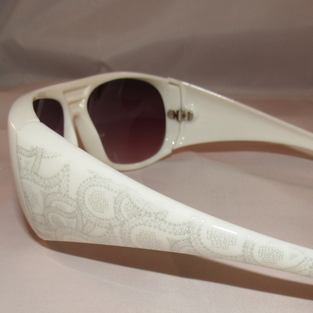 Fancy White Sunglasses Wide Temple Arm NEW - Picture 3 of 5